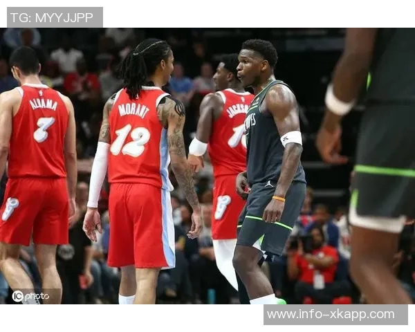 爱德华兹上半场表现低迷仅得6分遭对手严防三分球全失无缘得分爆发